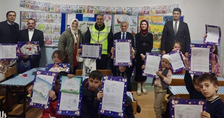 Çaykara’da karne sevinci!