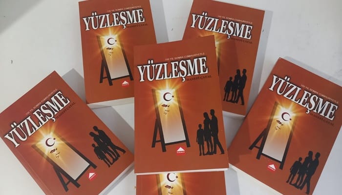 Hanefi Çatal’ın “Yüz Yıl Sonra Cumhuriyetle Yüzleşme” kitabı çıktı