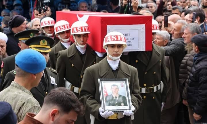 Trabzon Şehidini uğurladı