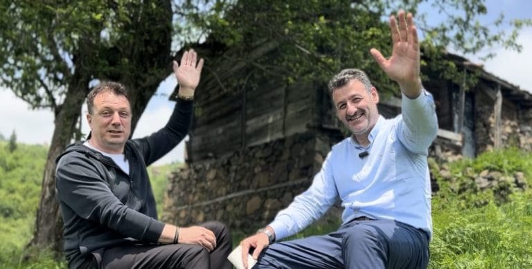 Onay Şahin ile bir mezire sohbeti