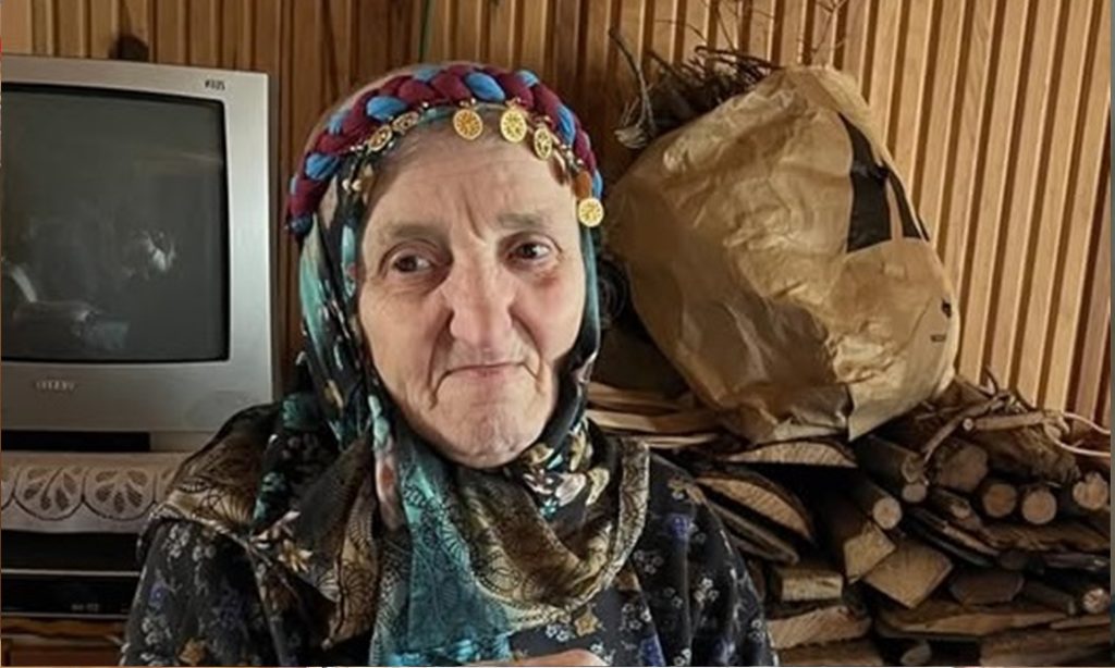 Çaykara Şahinkaya Mahallesinden Levhiye Kaçoğlu vefat etti.