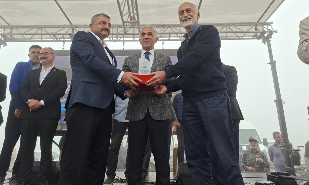 Sultanmurat Yayla Ortası şenlikleri binlerce kişiyi buluşturdu 32