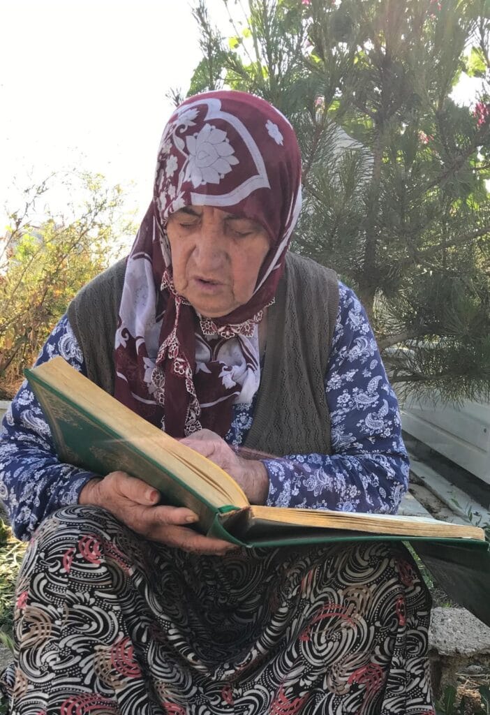 Prof. Dr. Ersel Aydınlı anne acısı yaşıyor 1