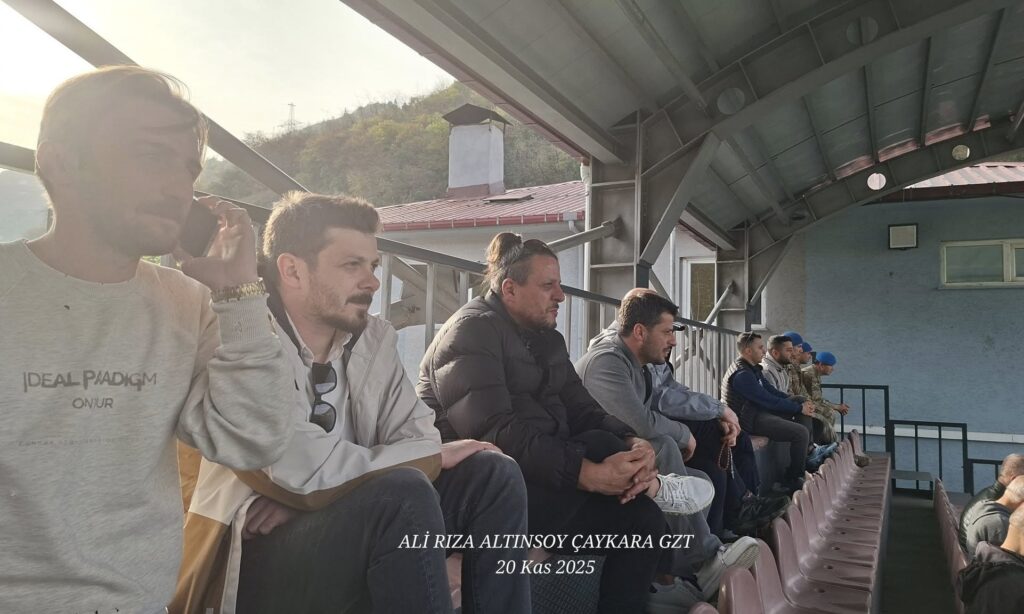 Çaykaraspor liderliğini sürdürüyor 39