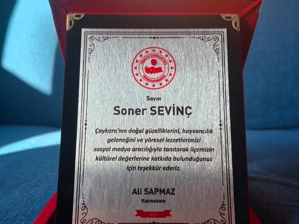 Kaymakam Sapmaz’dan Son Yaylacı Soner’e plaket! 7