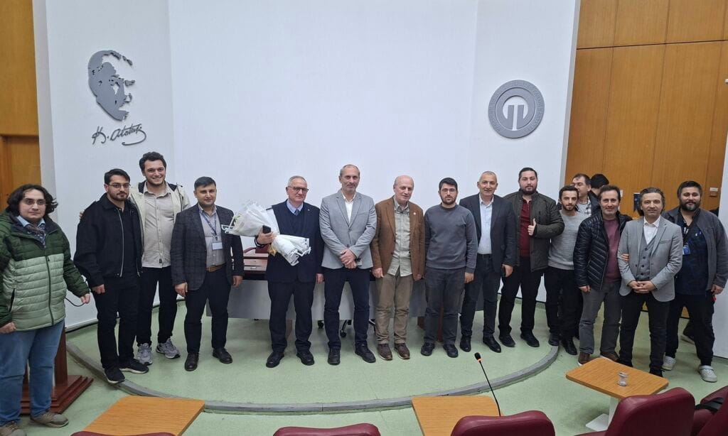 Dünya Medeniyet Tarihi ile İslam Tıp Tarihi Arasındaki Etkileşim Konferansı Gerçekleştirildi