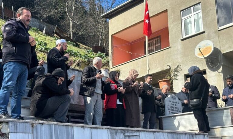 Şehit İhsan Mutlu, Şehadetinin 36. Yılında Dualarla Anıldı