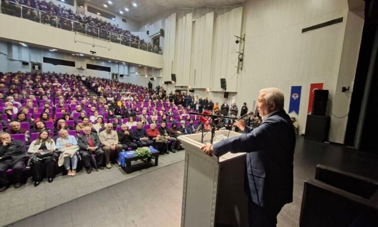 Prof. Dr. Mehmet Okuyan’ın Verdiği Konferansa Yoğun Katılım!