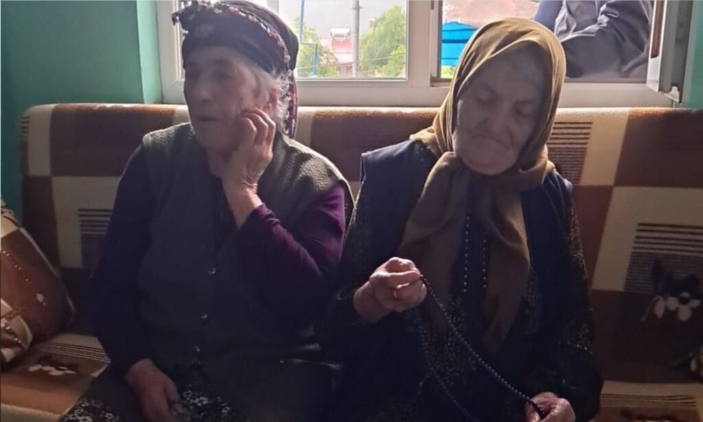 Uzungöl Mahallesinden Emine Göz Vefat Etti