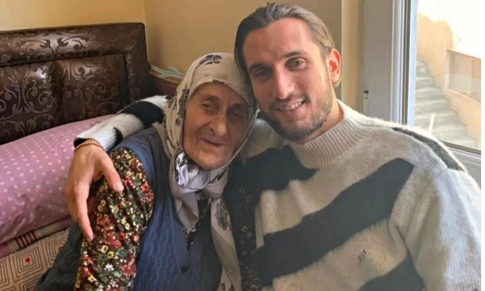 Yusuf Yazıcı Çok Sevdiği Babaannesine Kaybetti