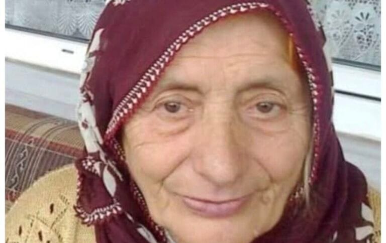 Eski Vali Kumbuzoğlu Anne Acısı