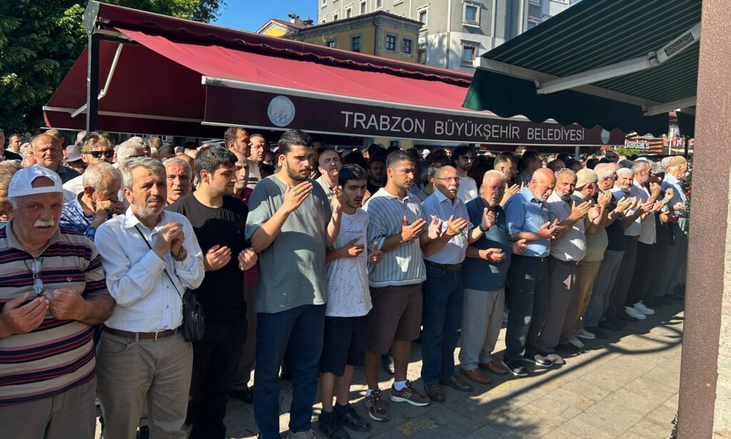 Çaykara Demirkapı Mahallesinden Ayhan Turan Vefat Etti