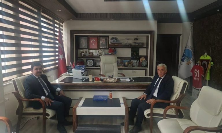 Kaymakam Ali Sapmaz Çaykara’ya Veda Ediyor