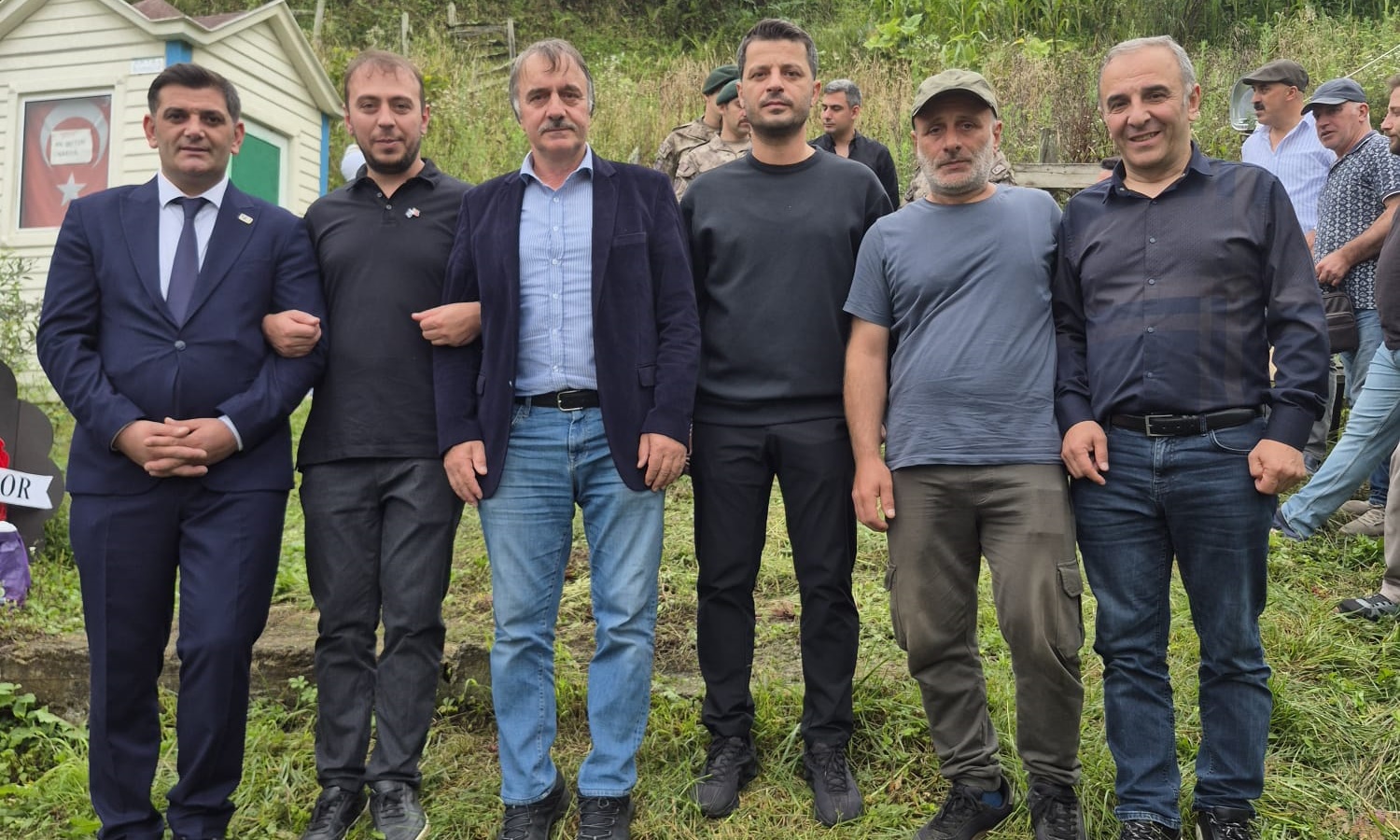 Çaykara, Şehidi Ahmet Çamur'u Şehadetinin 11. Yılında Dualarla Andı 6 Çaykara, Şehidi Ahmet Çamur'u Şehadetinin 11. Yılında Dualarla Andı 6
