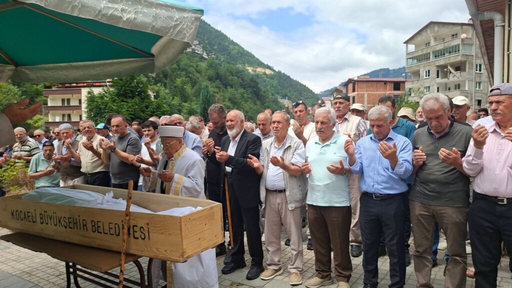 Mustafa Altinisik
