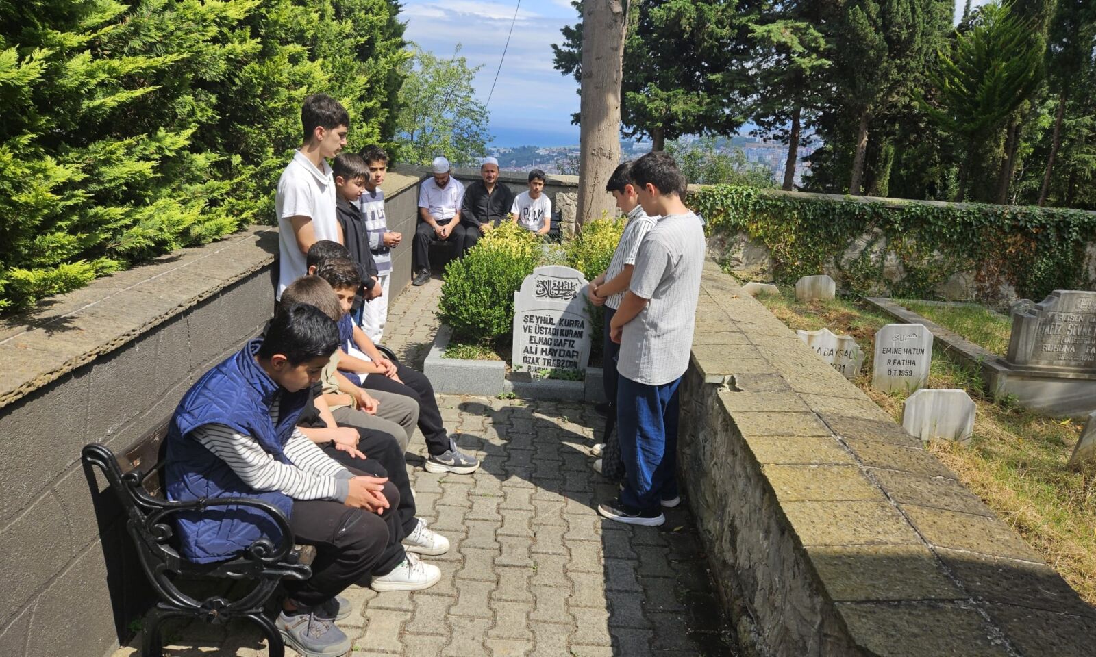 Mardinli Hafız Adaylarından Çaykara’da Vefa Dolu Ziyaret