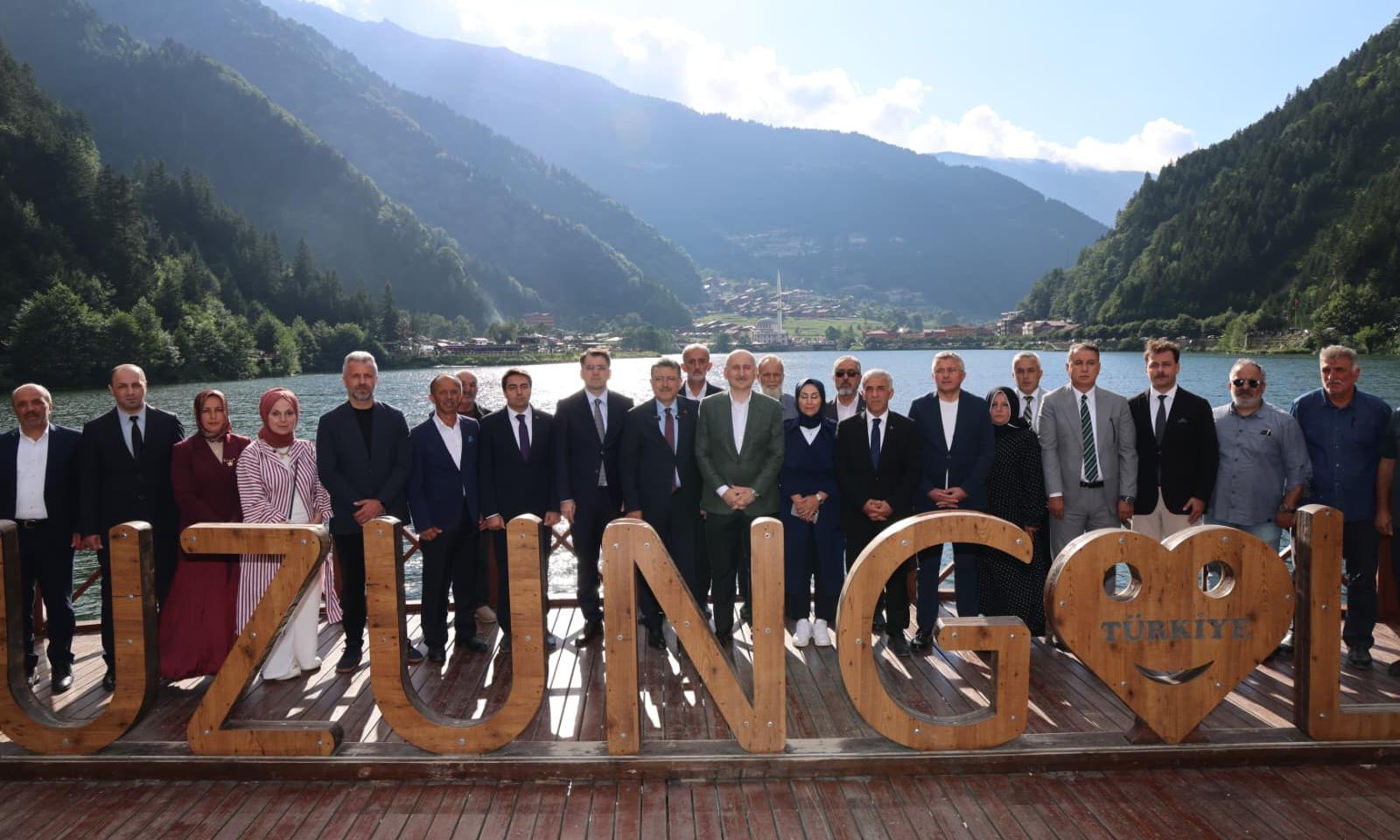 Uzungöl’de Turizm Sezonu Zirvede Ahmet Metin Genç Teyakkuz Mesajı Verdi