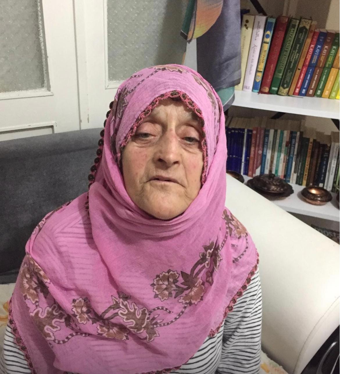 Çaykara Ulucami Mahallesinden Gülbeyaz Soyumer Vefat Etti 1 Çaykara Ulucami Mahallesinden Gülbeyaz Soyumer Vefat Etti 1