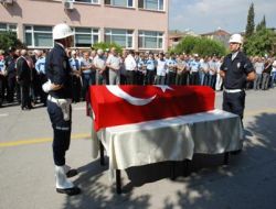 Polis Memuru Ali Rıza Demirci Son Yolculuğuna Uğurlandı 2