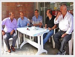 Karaçam'a Gelen Yabancıları Sorguluyorlar 1