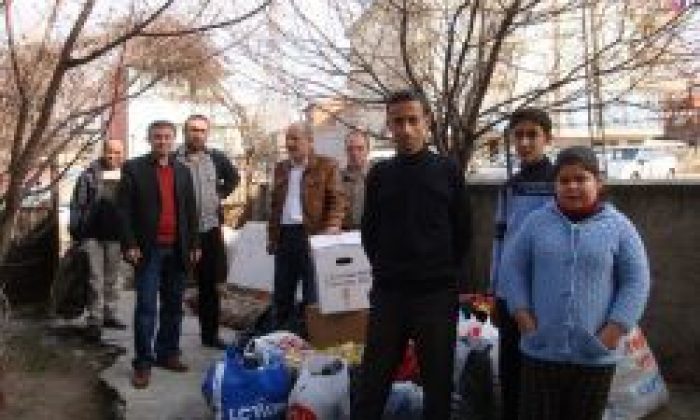 Gümrükçüoğlu Dernekpazarındaydı