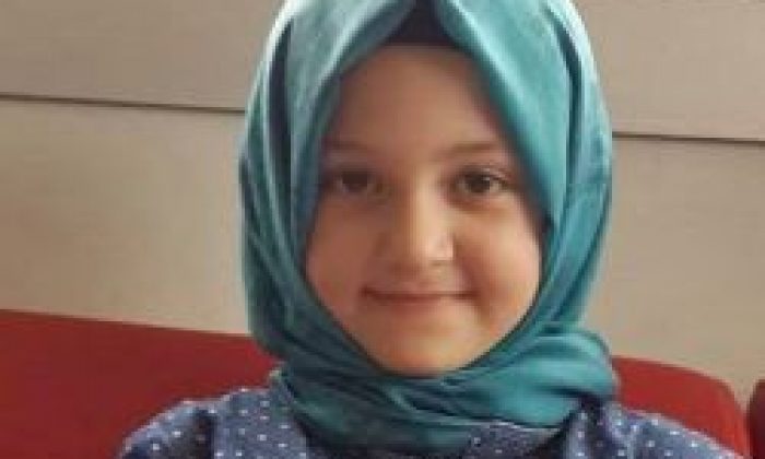 Altın Kız Zeynep 8 Yaşında Hafız Oldu