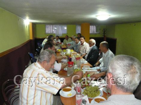 Dernek Başkanından İftar Yemeği 3