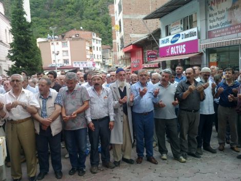 Ahmet Aydınlı Dualarla Toprağa Verildi 13