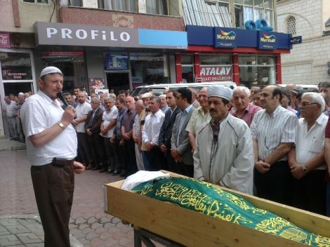 Ahmet Aydınlı Dualarla Toprağa Verildi 5