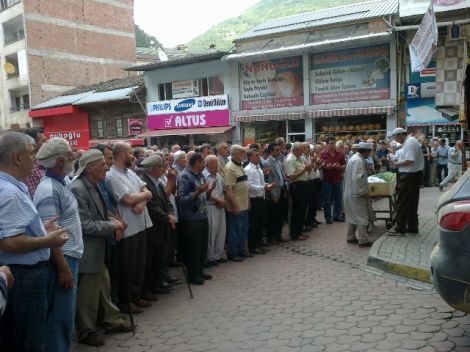 Ahmet Aydınlı Dualarla Toprağa Verildi 6