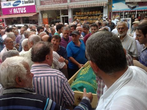 Ahmet Aydınlı Dualarla Toprağa Verildi 17