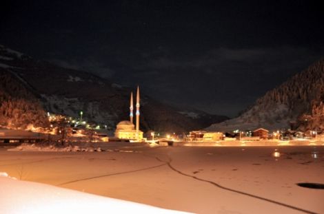 Uzungöl Buz Tuttu 2